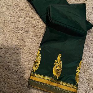 Pure Raw Silk Banarasi Saree in Dark green with Antique Gold Resham Zari